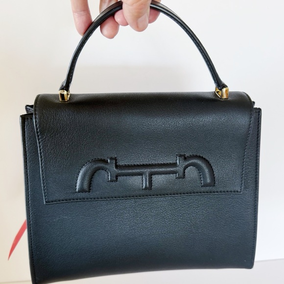 Carolina Herrera Doma Signature Satchel Medium Black Leather Handbag - NWT - Picture 7 of 14